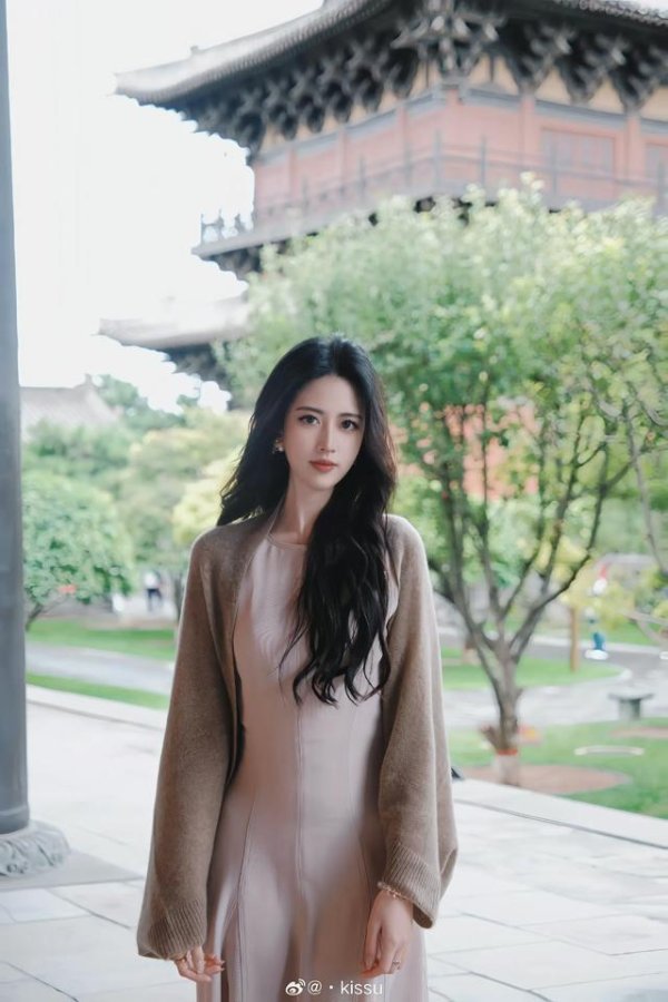 乐盈配资 美人图库15067